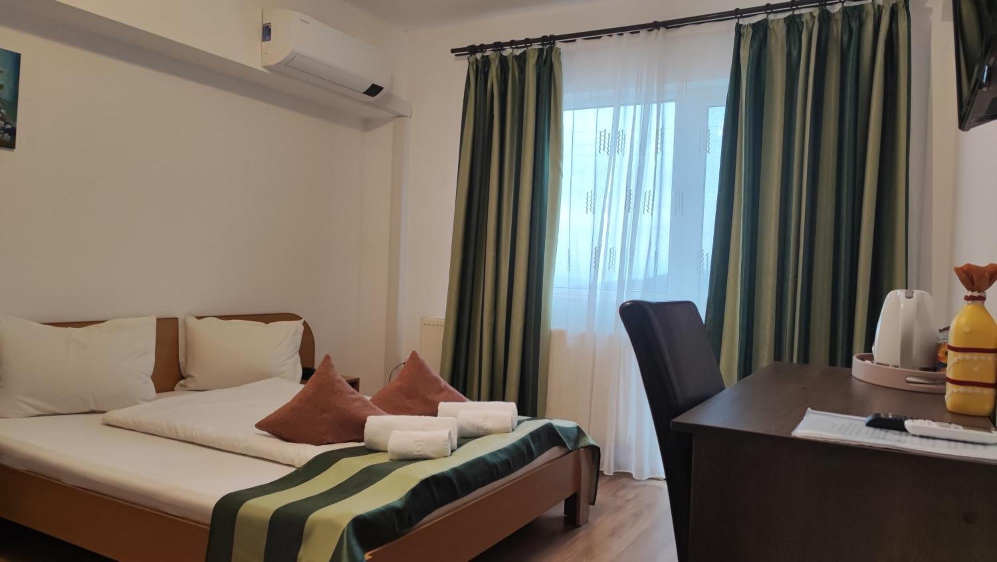 Motel Prislop Haţeg Esterno foto